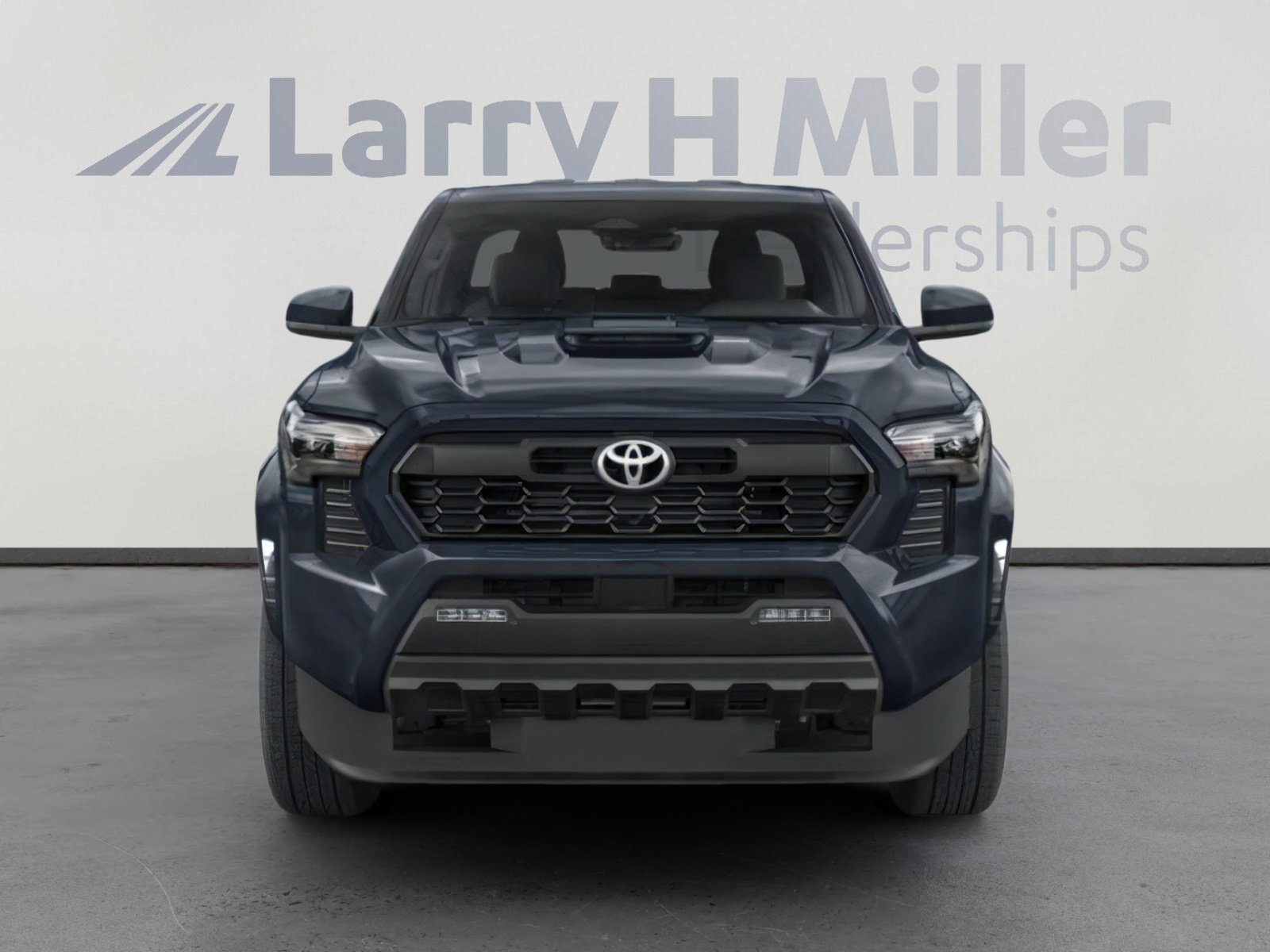 2025 Toyota Tacoma SR5 Double Cab photo 4