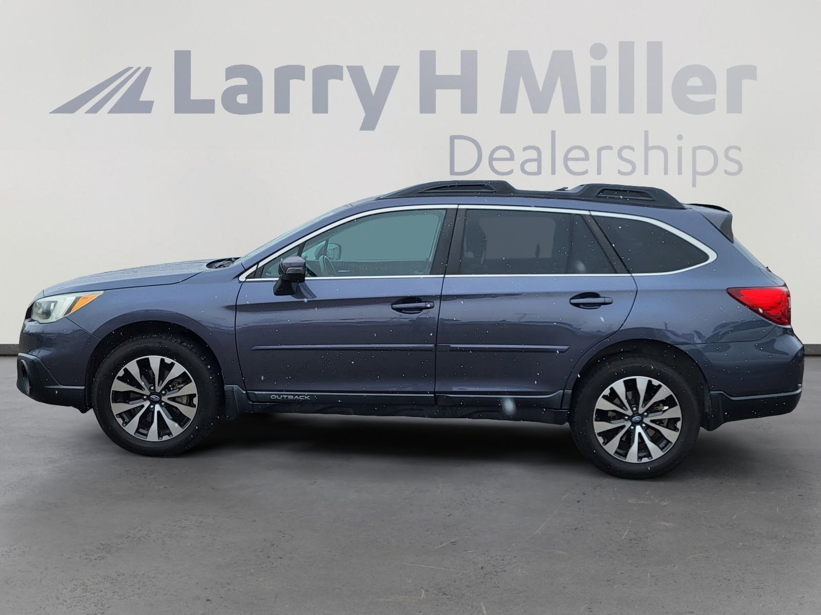 Used 2017 Subaru Outback Limited with VIN 4S4BSAKC9H3211087 for sale in Albuquerque, NM