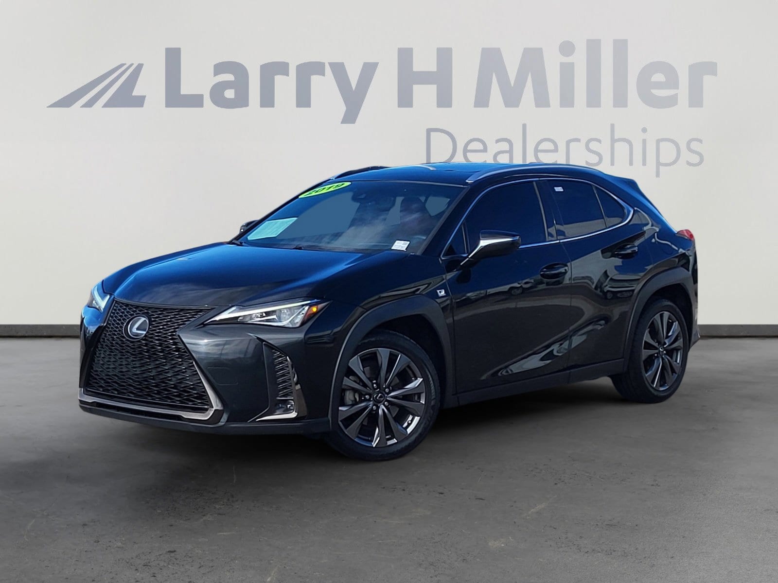 2019 Lexus UX 200 F SPORT's photo