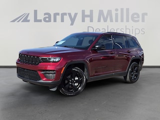 Used 2023 Jeep Grand Cherokee Laredo SUV Albuquerque, NM