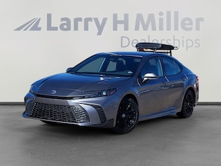 2025 Toyota Camry SE Sedan