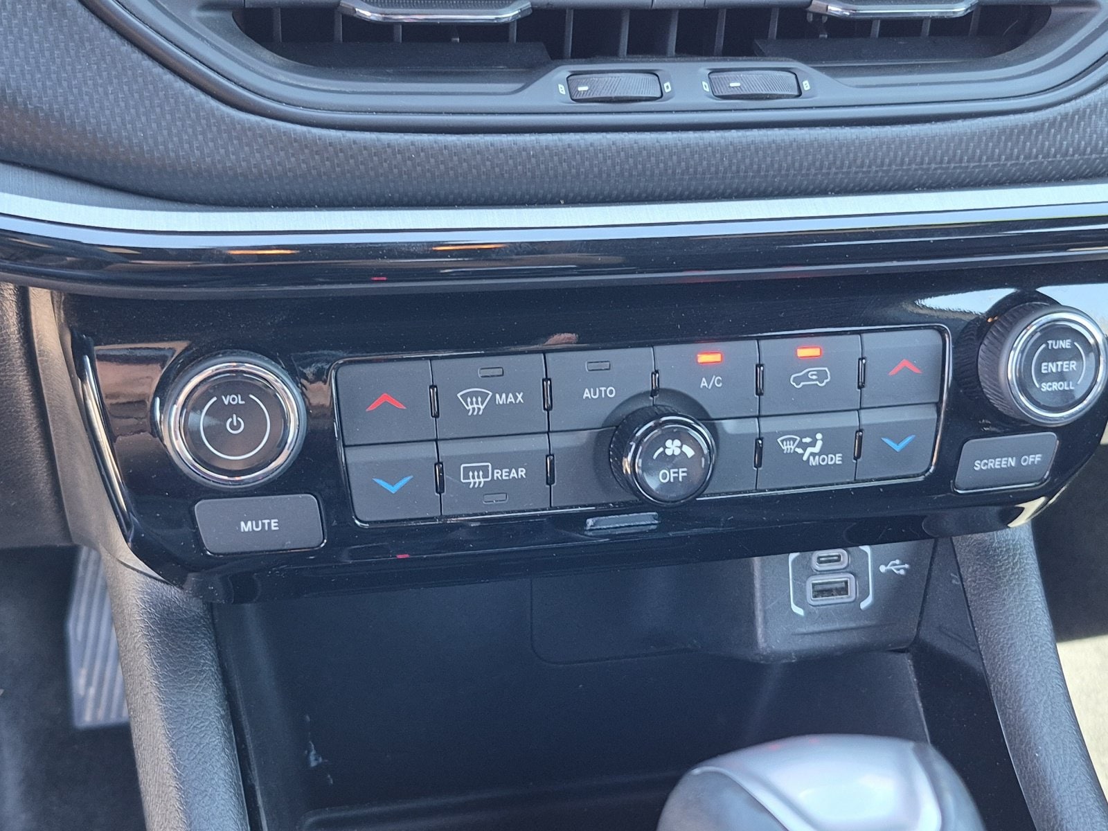 2025 Jeep Compass Trailhawk - Photo 31