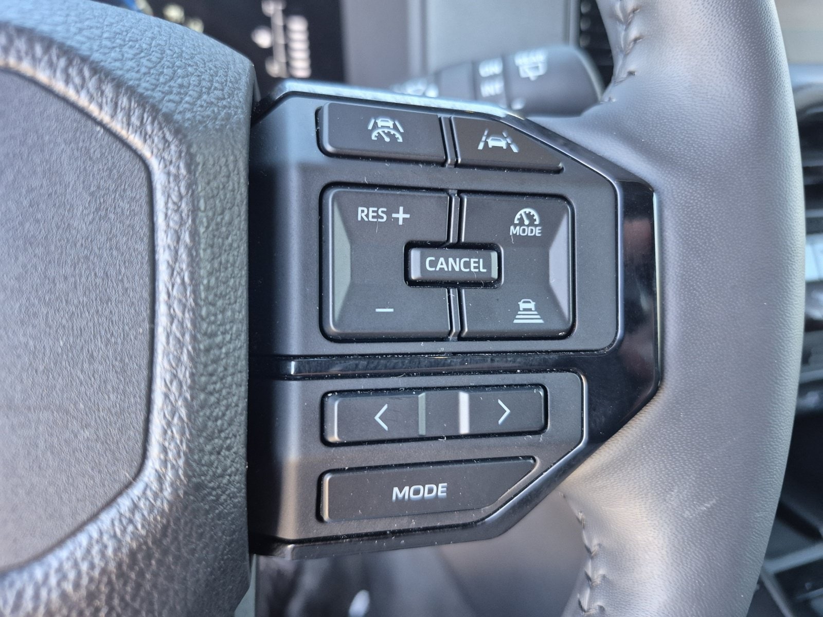 2025 Toyota Land Cruiser 28