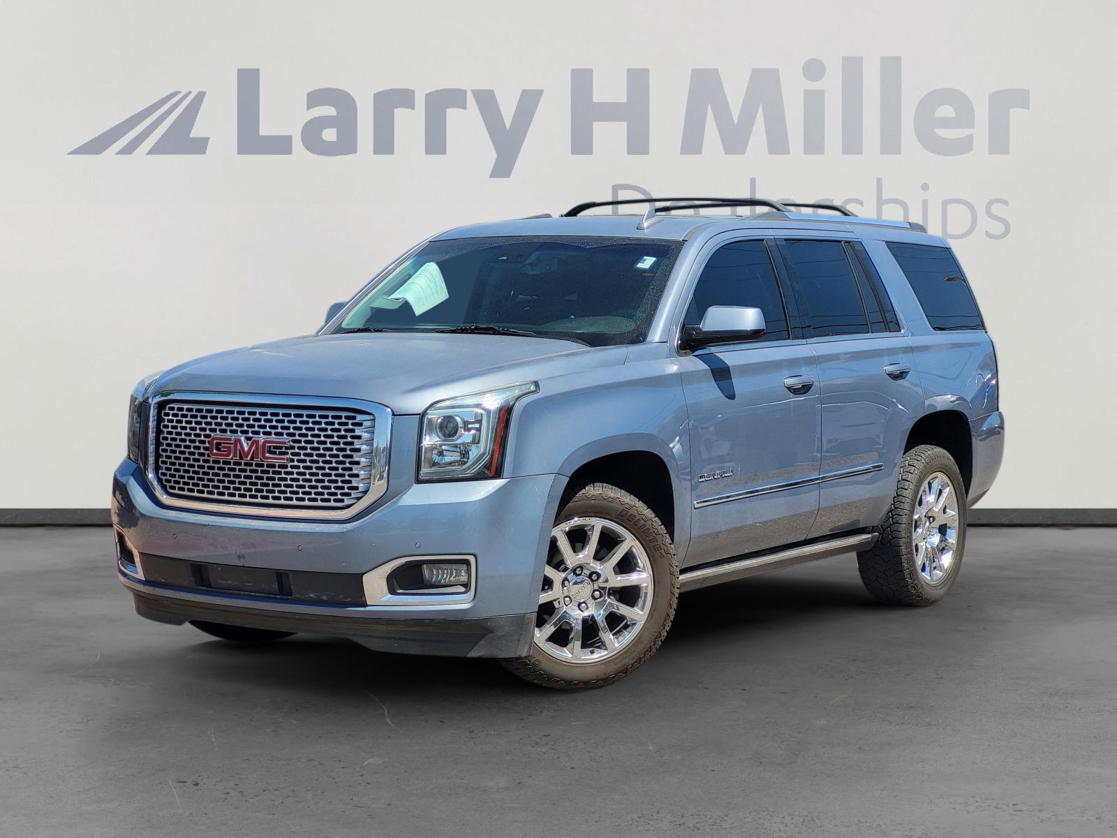 2016 GMC Yukon 4WD Denali's photo