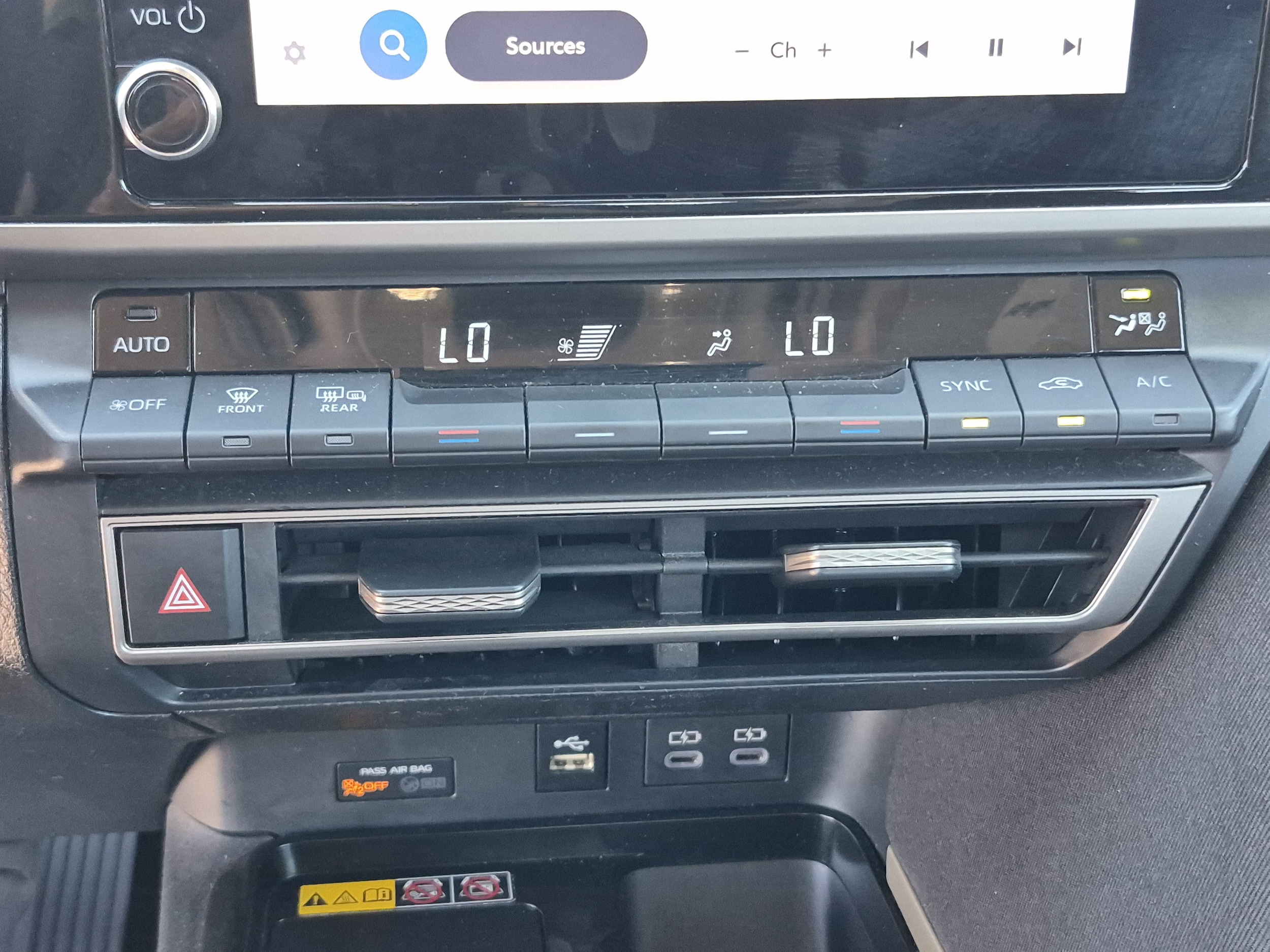 2025 Toyota Camry 31