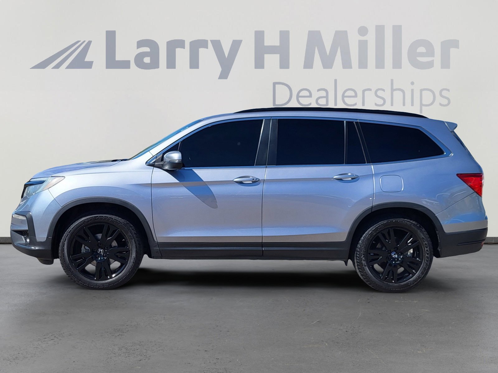 2022 Honda Pilot Special Edition photo 3