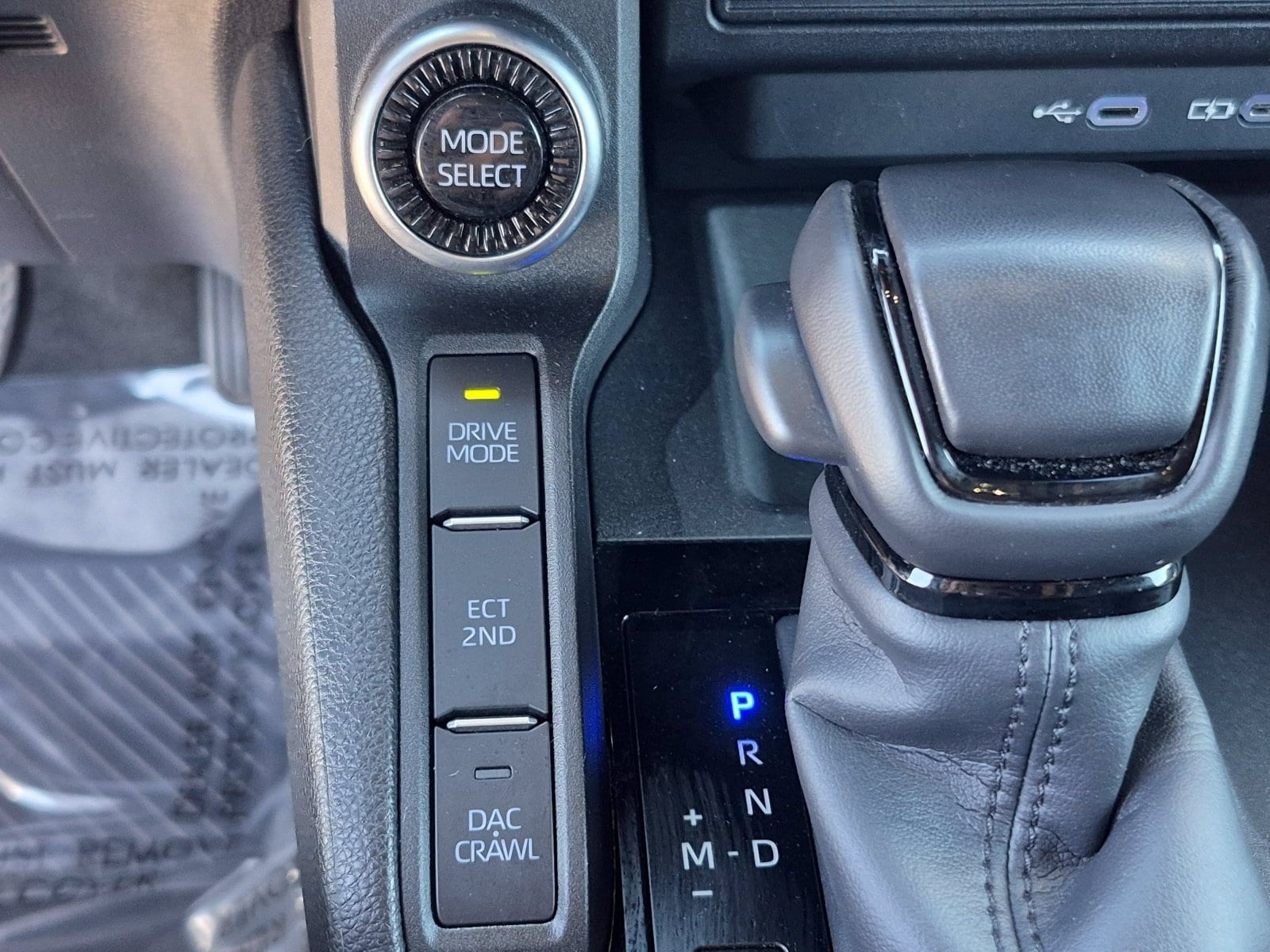 2025 Toyota Land Cruiser 32