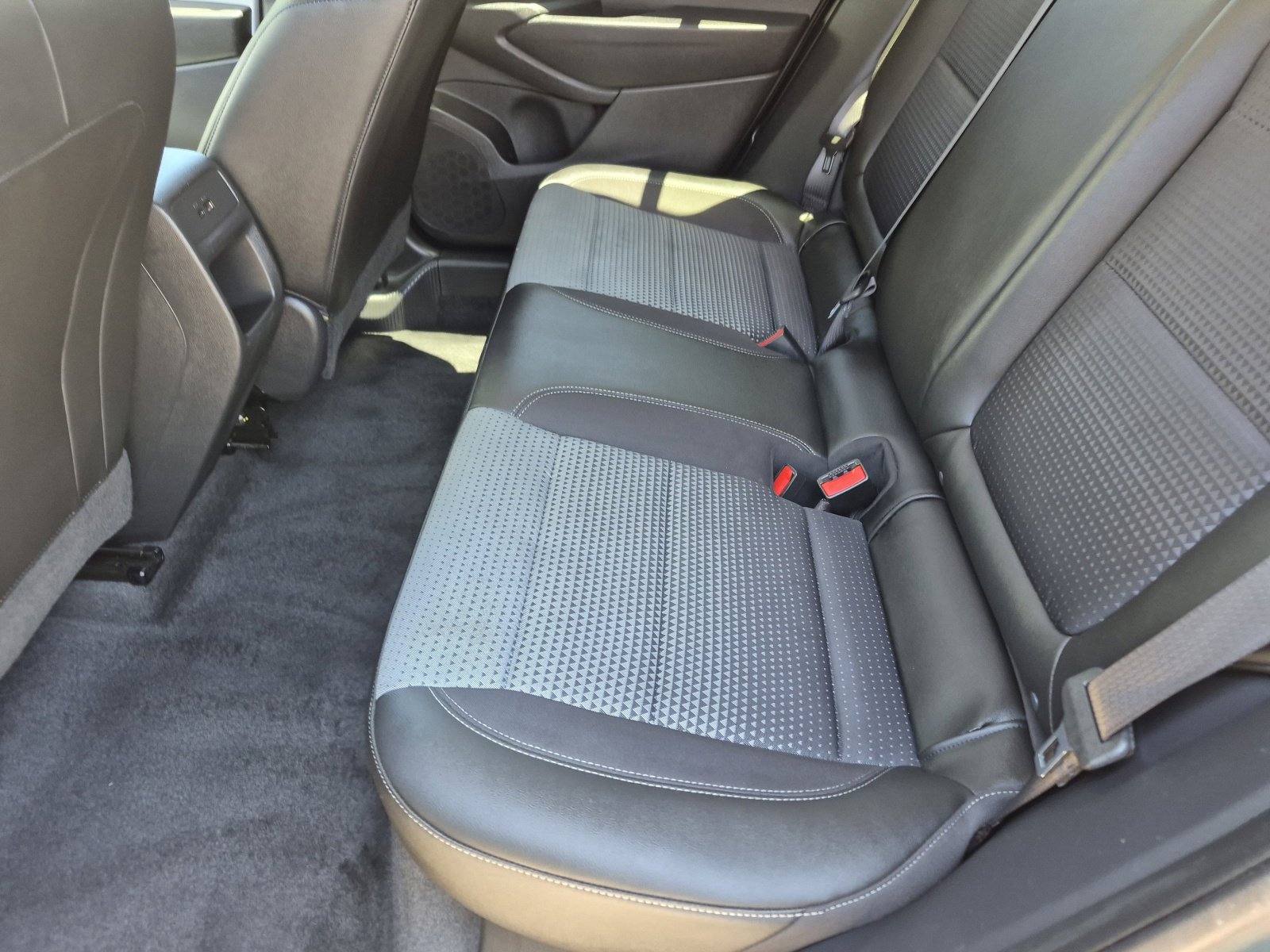2025 Chevrolet Trax LT - Photo 17