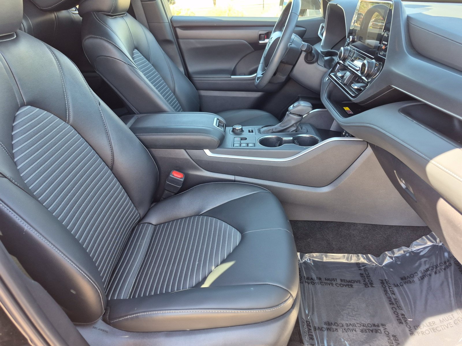 2025 Toyota Highlander 24
