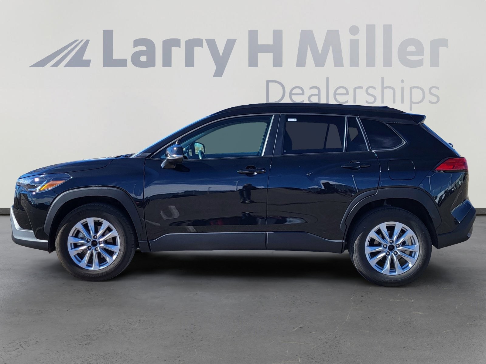 Certified 2025 Toyota Corolla Cross LE with VIN 7MUCAAAG6SV119141 for sale in Northfield, Minnesota