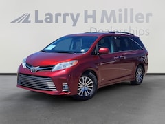 2019 Toyota Sienna XLE 8 Passenger Van