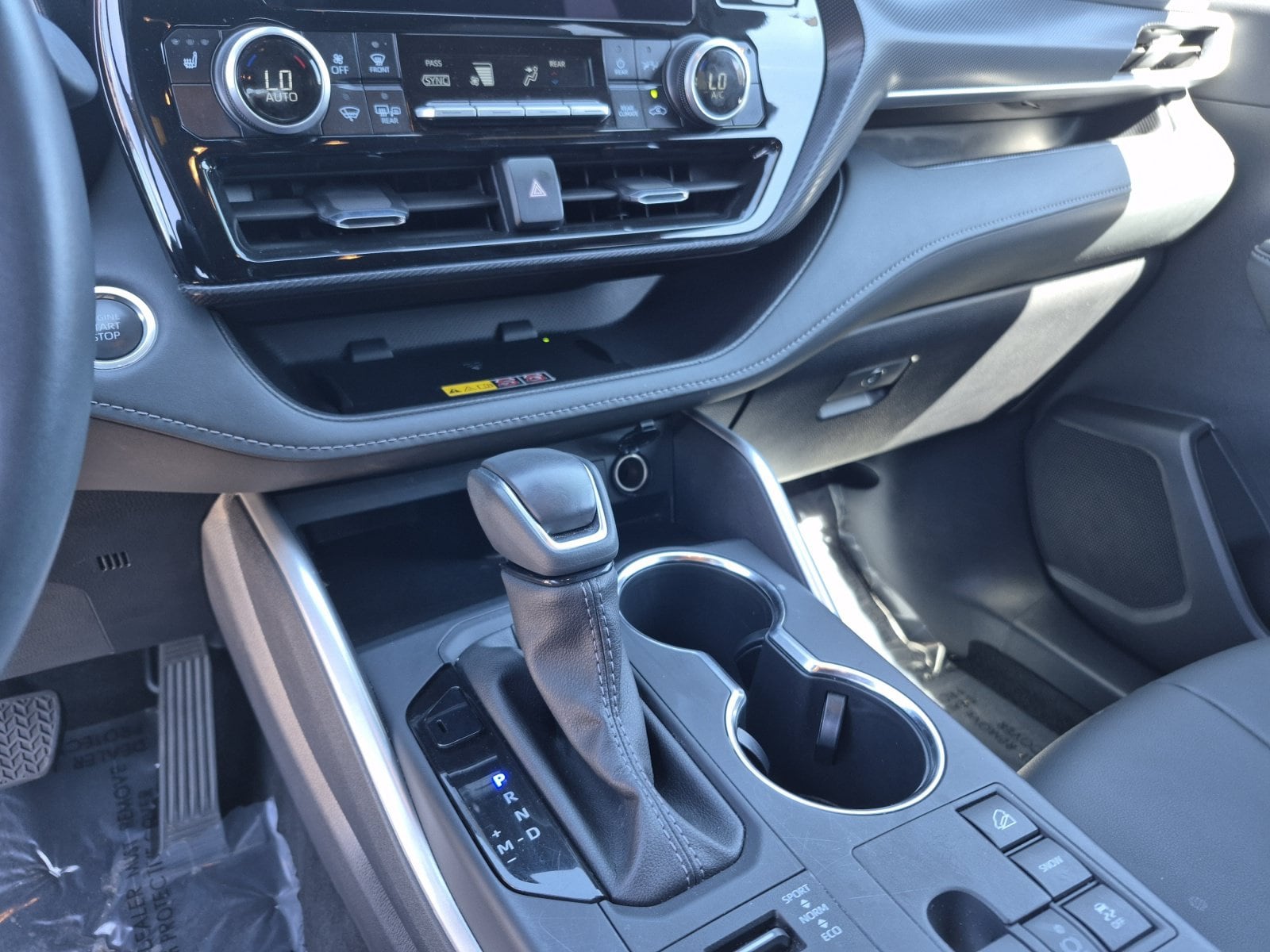 2025 Toyota Highlander 12