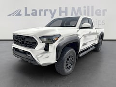 2026 Toyota Tacoma SR5 Truck XtraCab