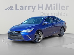 2016 Toyota Camry SE Sedan