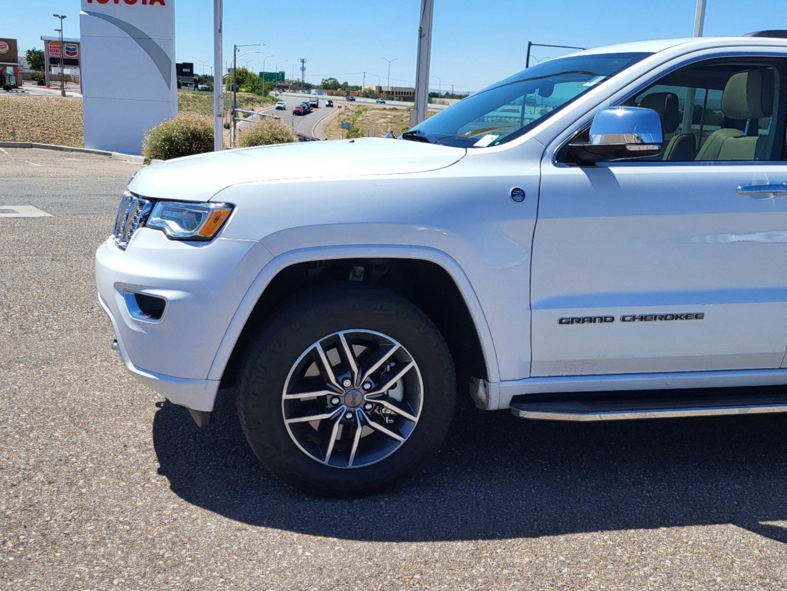 Used 2019 Jeep Grand Cherokee Overland with VIN 1C4RJFCT0KC766423 for sale in Albuquerque, NM