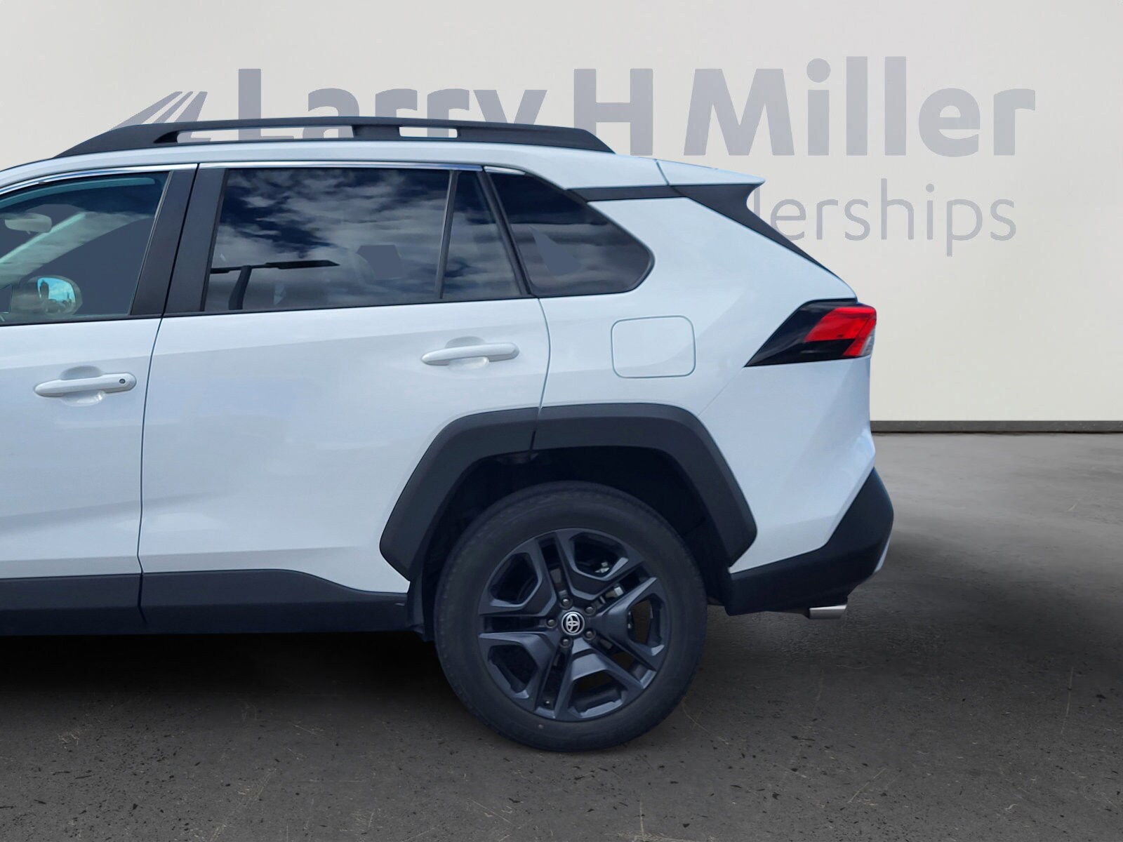 2024 Toyota RAV4 Adventure photo 4