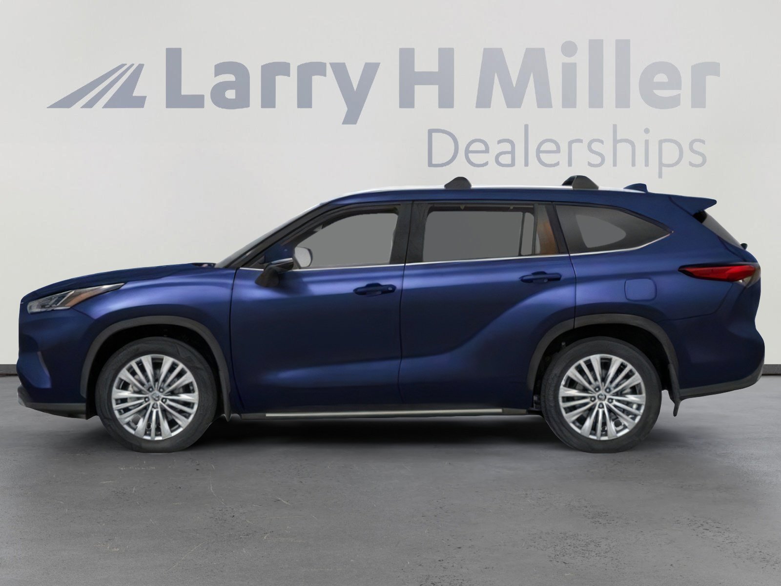 2025 Toyota Highlander Platinum photo 3