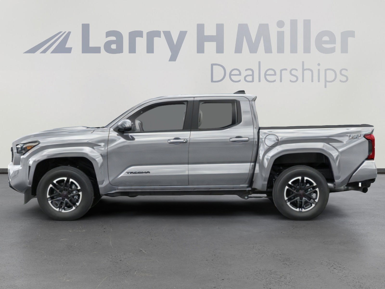 2025 Toyota Tacoma TRD Sport Double Cab photo 3