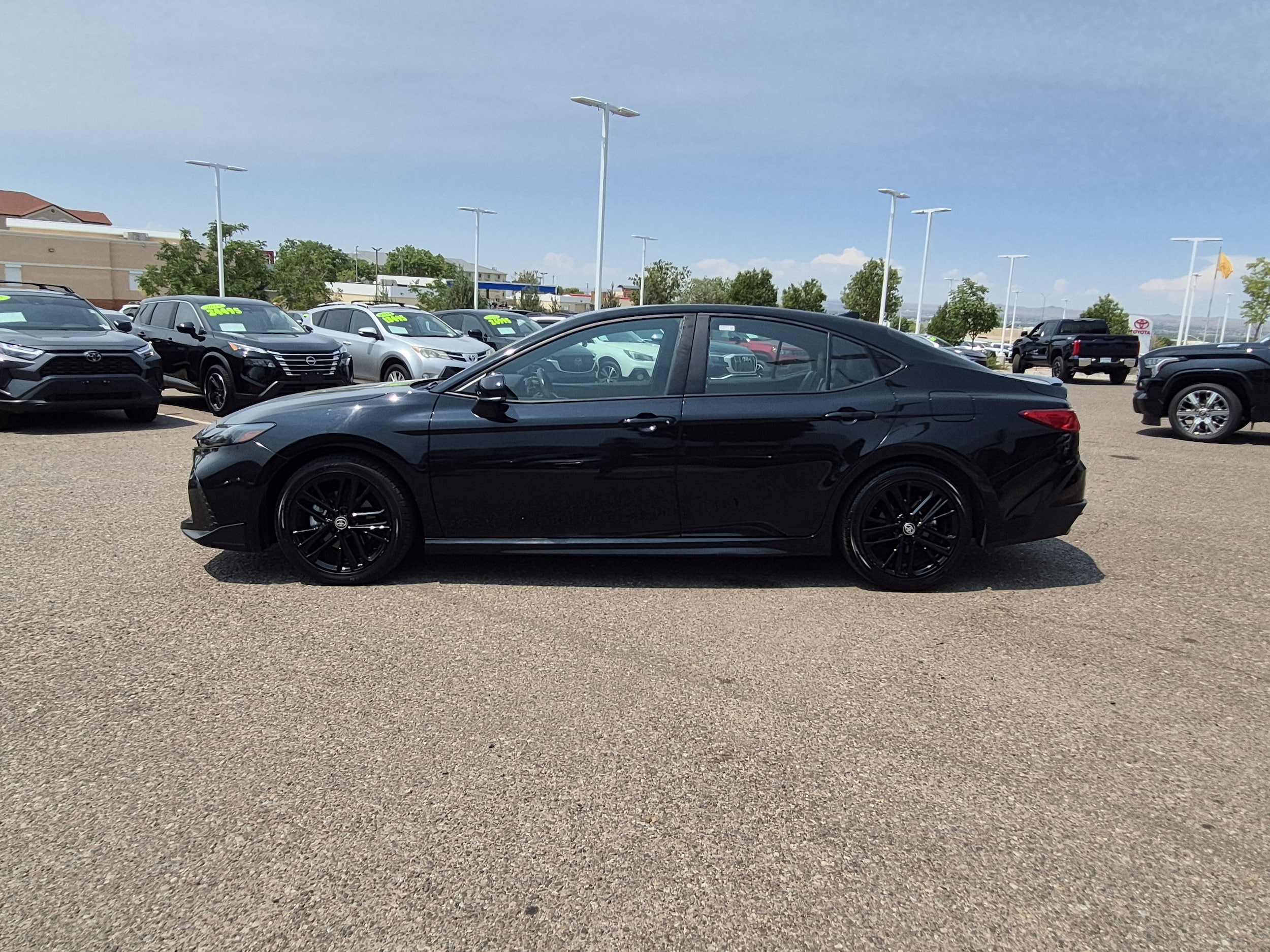 2025 Toyota Camry 2