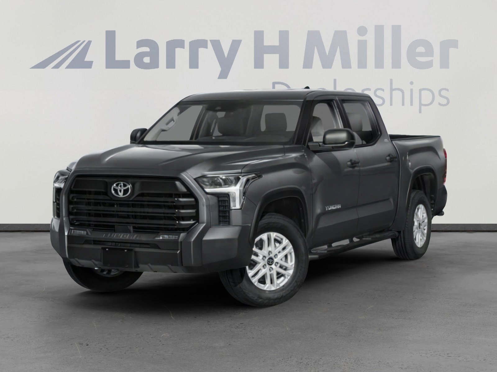 2025 Toyota Tundra SR5 CrewMax photo 3