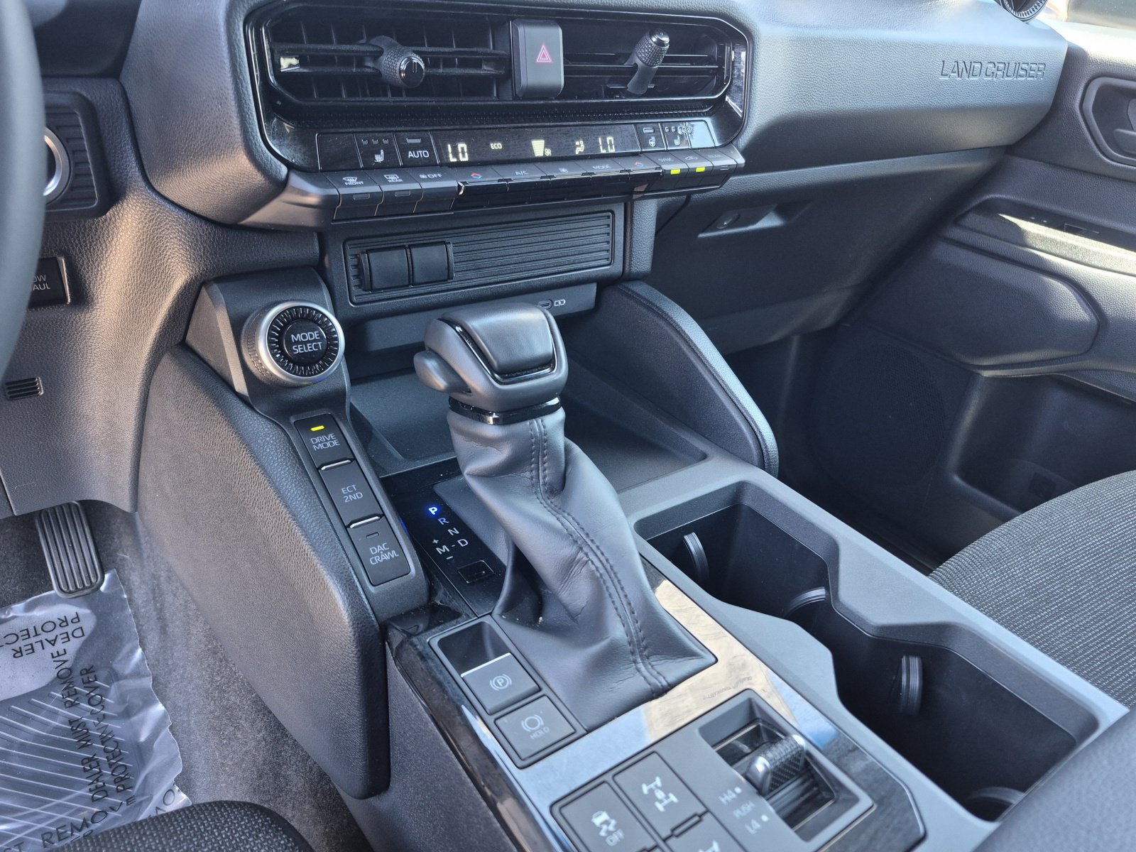 2025 Toyota Land Cruiser 12