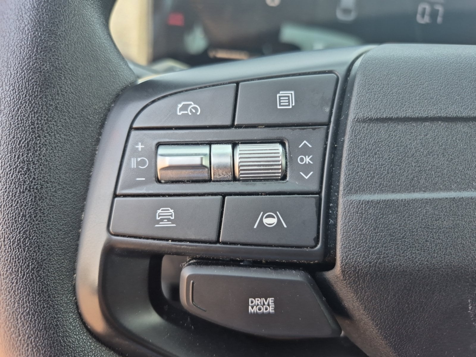 2025 Kia K4 LXS - Photo 26