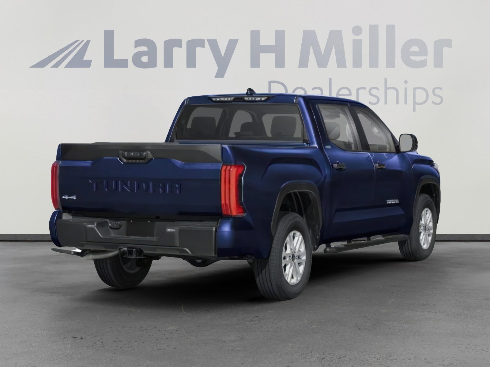 2025 Toyota Tundra SR5 CrewMax photo 2