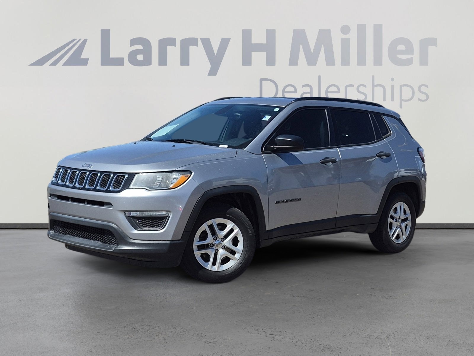 2018 Jeep Compass Sport's photo