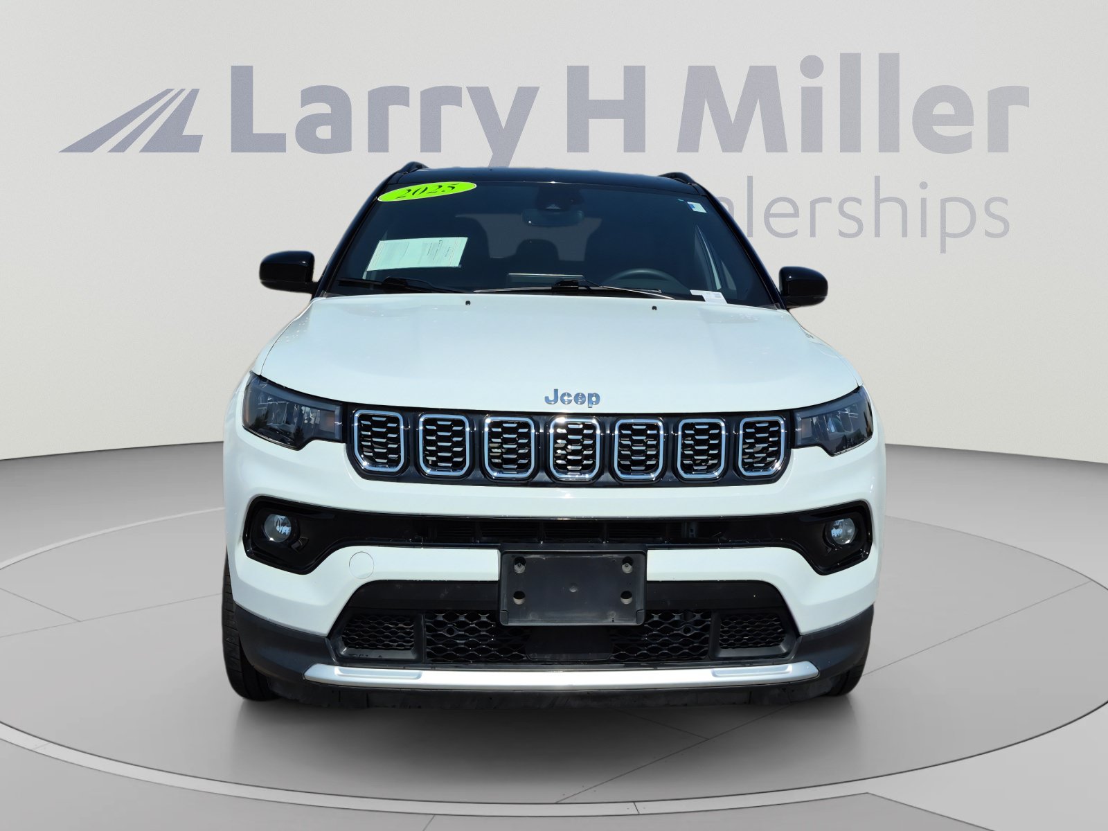 2025 Jeep Compass Limited - Photo 8