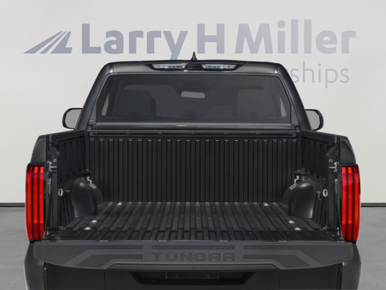 2026 Toyota Tundra SR5 - Photo 13