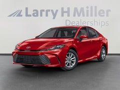 2026 Toyota Camry SE Sedan