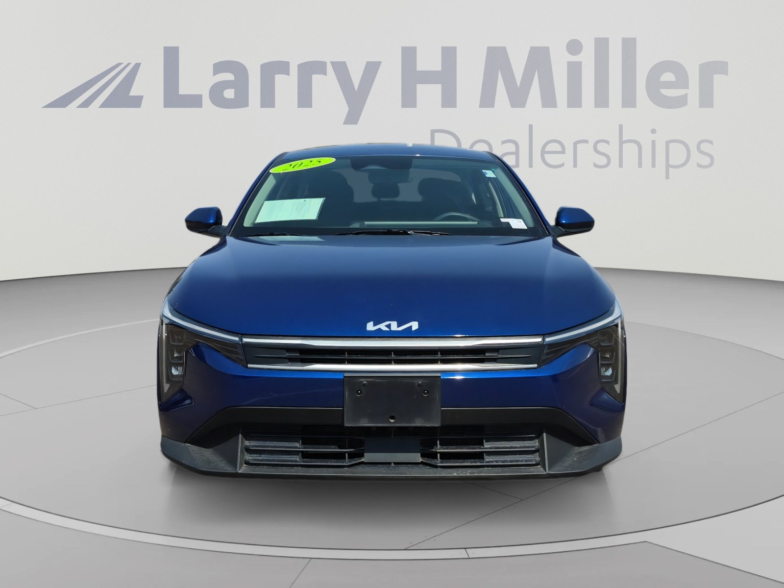 2025 Kia K4 LXS - Photo 8