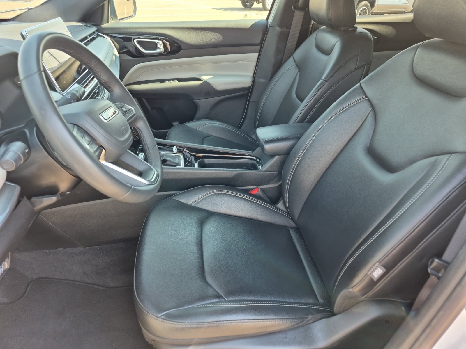 2025 Jeep Compass Limited - Photo 17