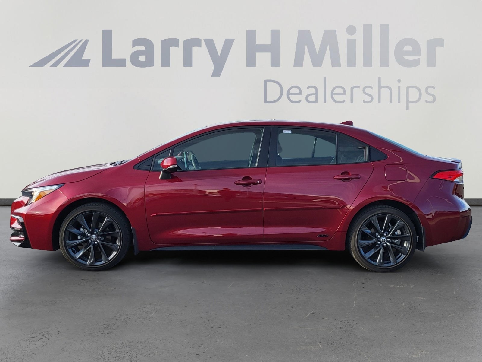 Used 2025 Toyota Corolla SE with VIN JTDBDMHE7S3018341 for sale in Northfield, Minnesota