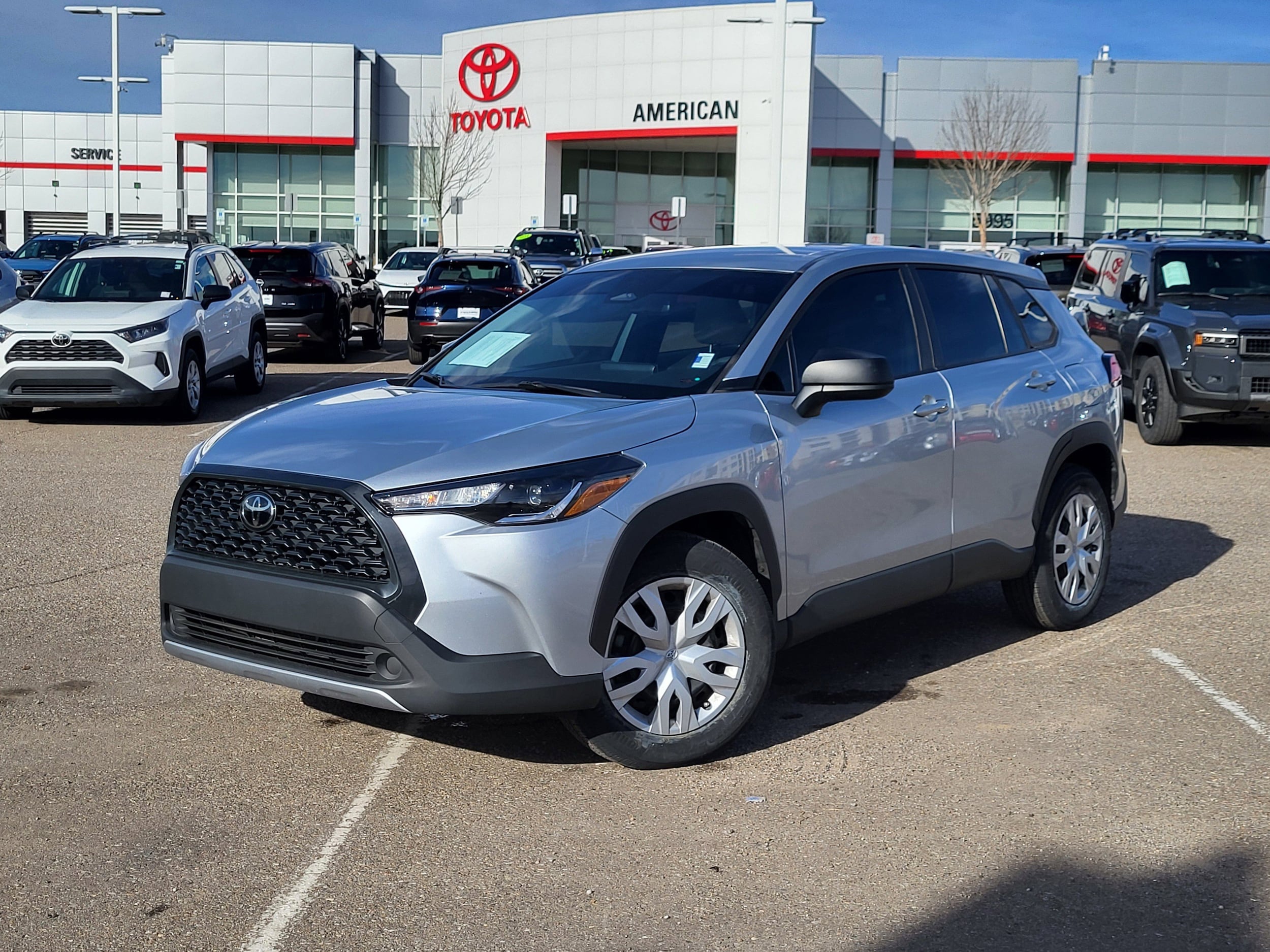 2023 Toyota Corolla Cross L's photo