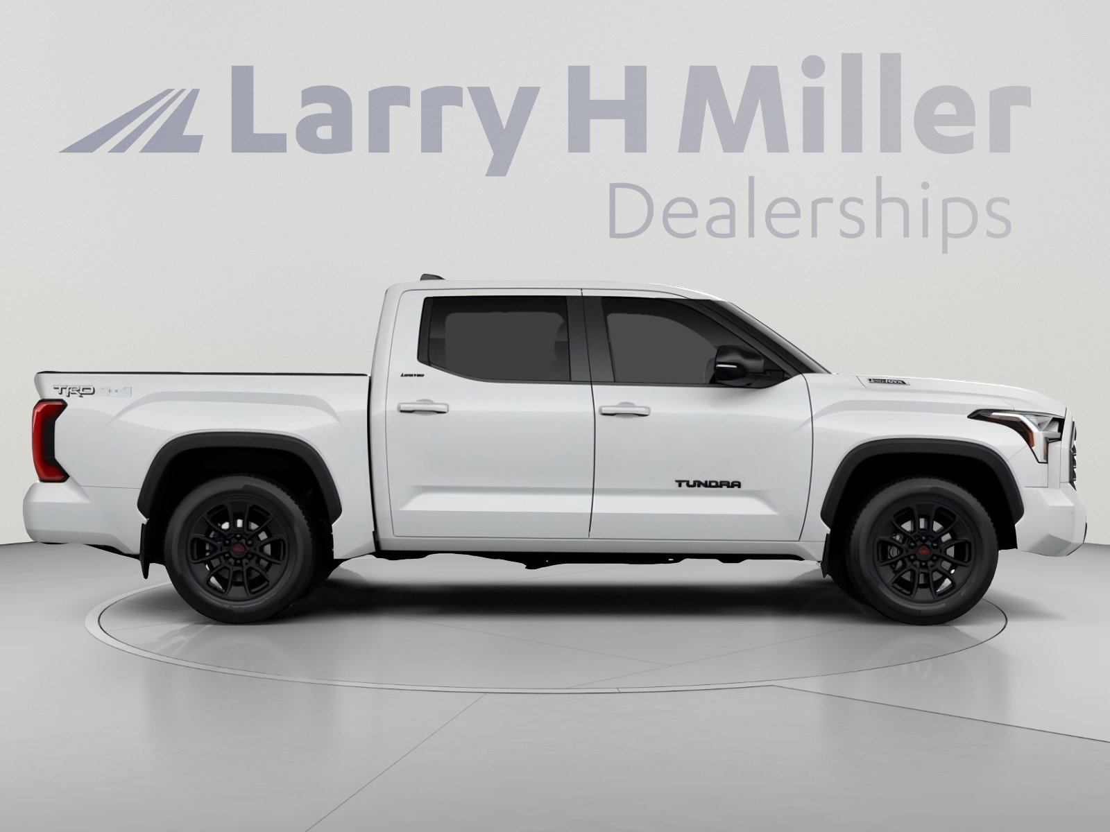 2026 Toyota Tundra Limited - Photo 12