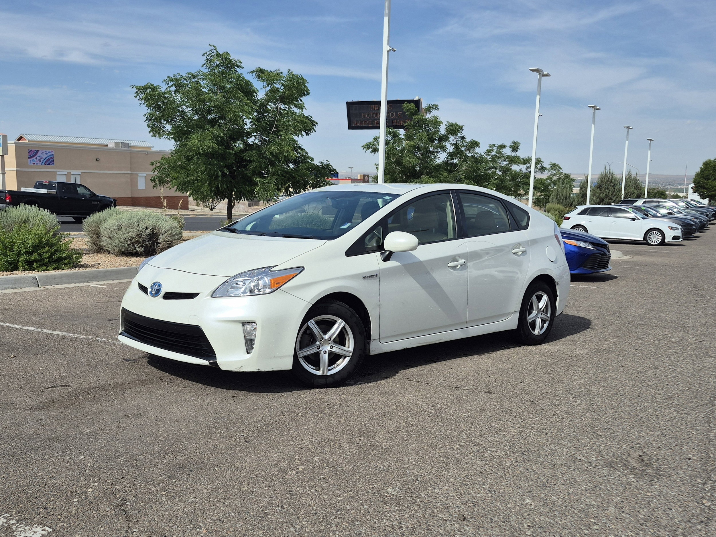 2015 Toyota Prius Four's photo
