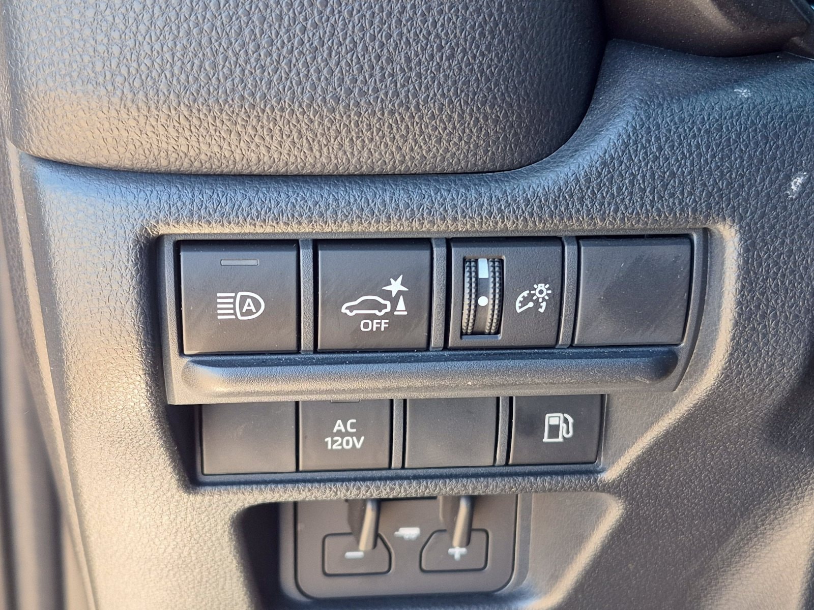 2025 Toyota Land Cruiser 36