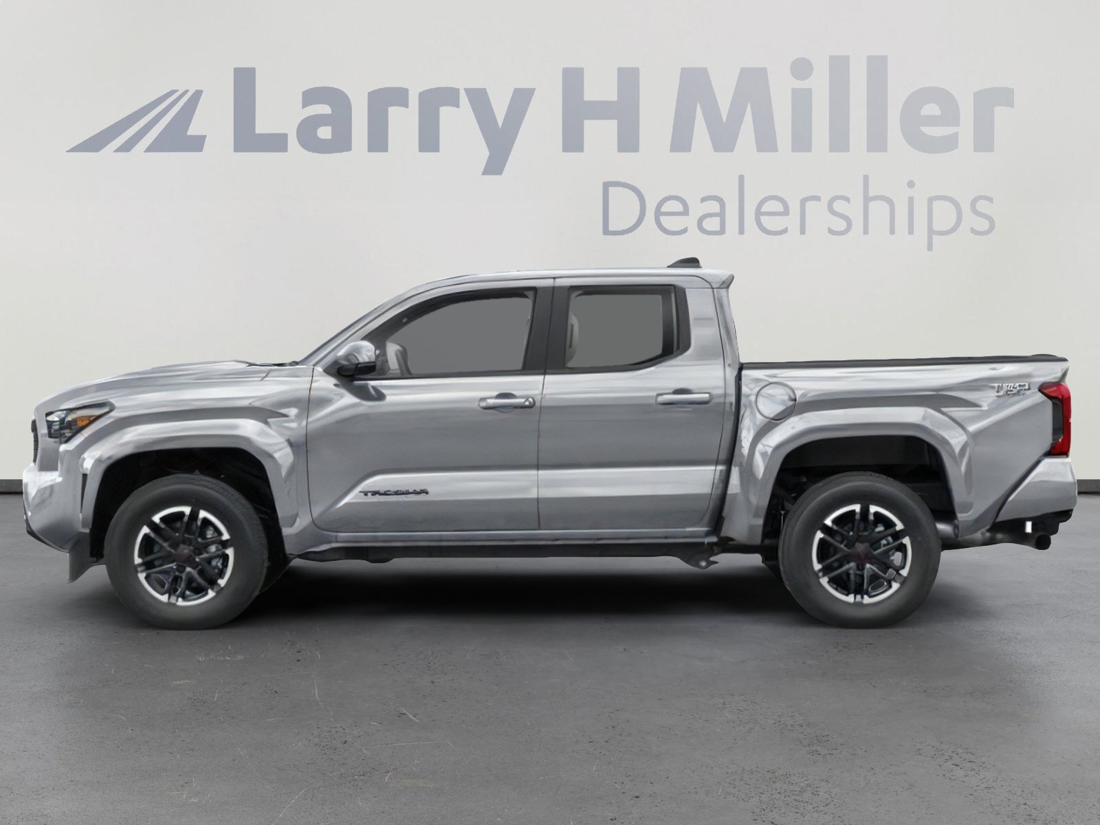 2025 Toyota Tacoma TRD Sport Double Cab photo 3