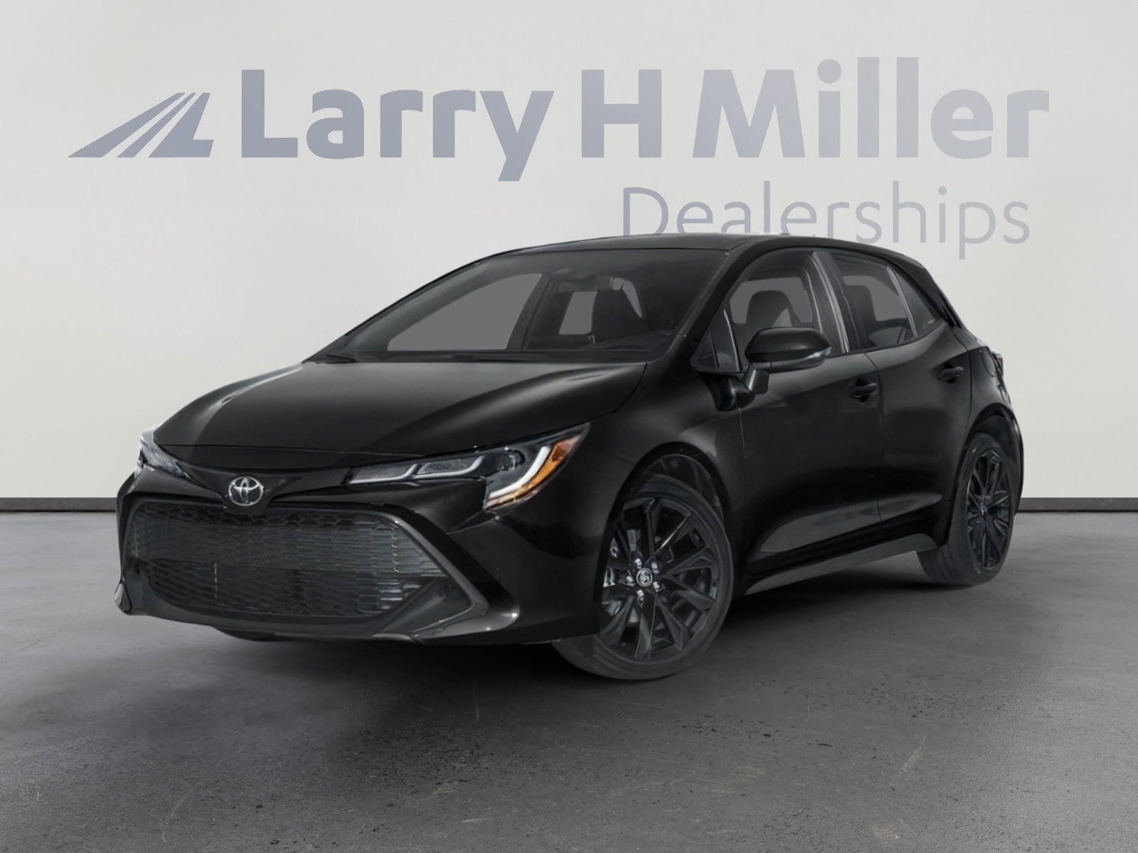 2020 Toyota Corolla Hatchback SE's photo