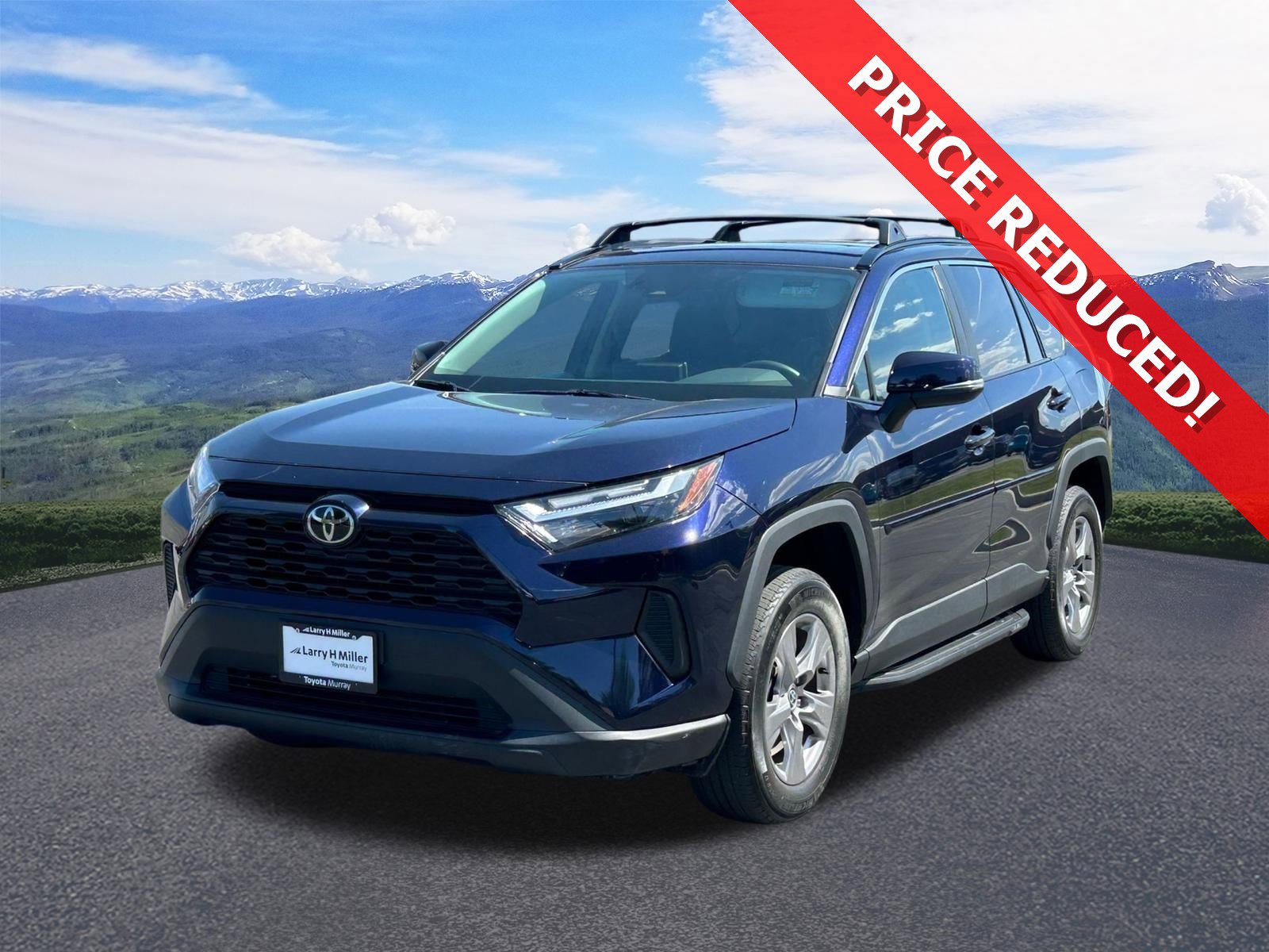 2023 Toyota RAV4 XLE AWD's photo
