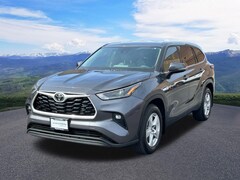 2022 Toyota Highlander LE SUV