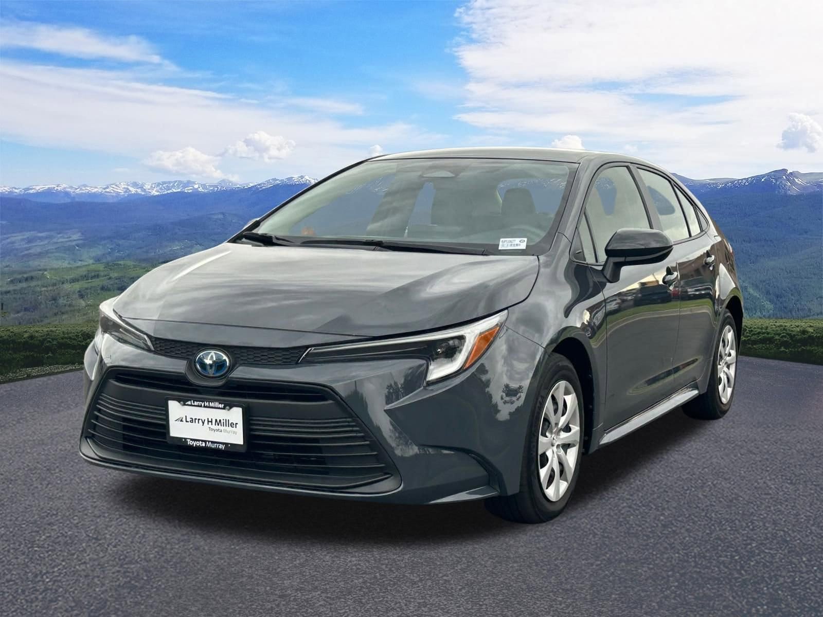 2025 Toyota Corolla LE Hybrid CVT's photo