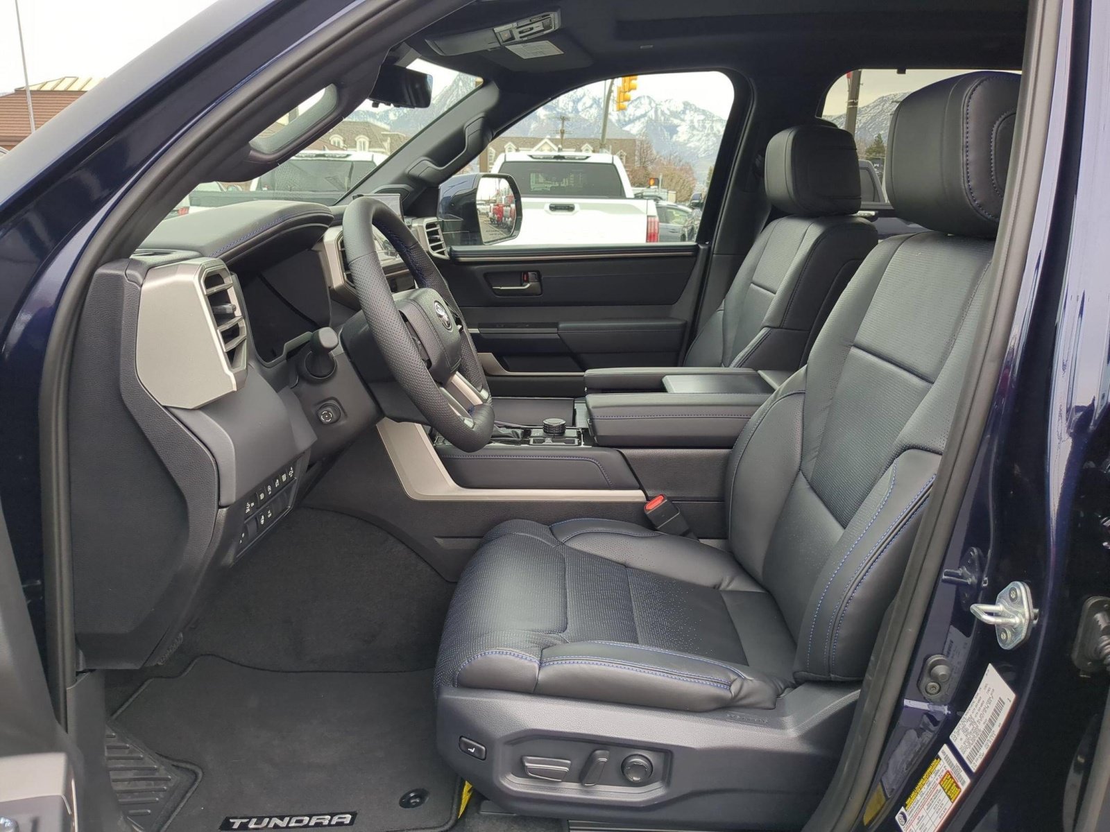 2026 Toyota Tundra Platinum - Photo 18