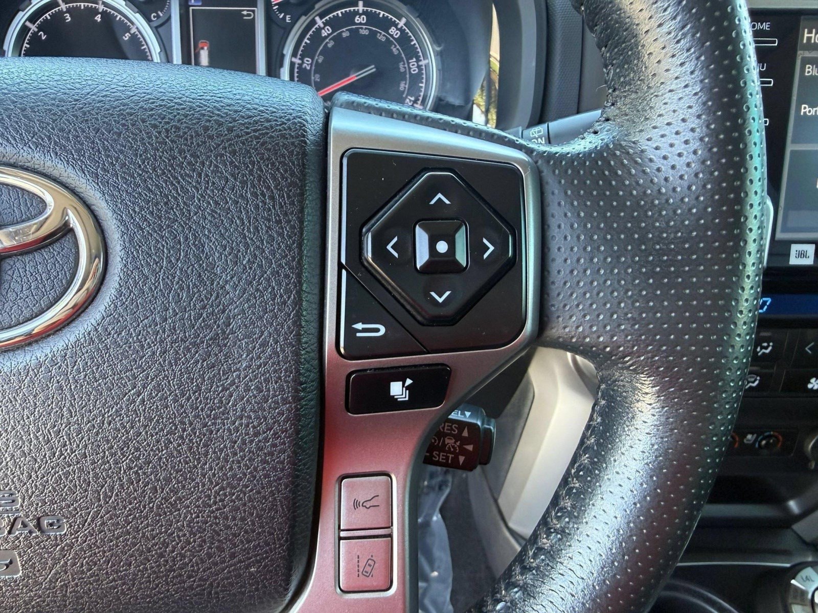 2023 Toyota 4Runner Limited - Photo 15