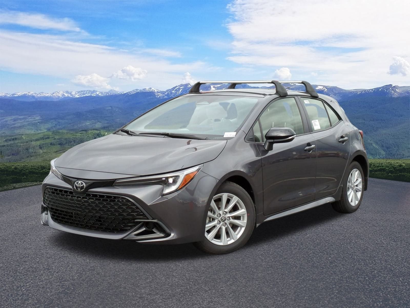 2026 Toyota Corolla Hatchback SE's photo