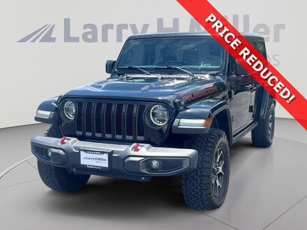 Featured Used 2018 Jeep Wrangler Unlimited Unlimited Rubicon 4x4 SUV for sale near you in Murray, UT