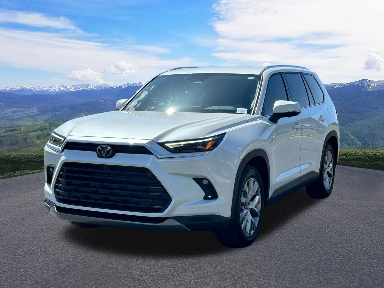 2024 Toyota Grand Highlander Hybrid Limited AWD's photo