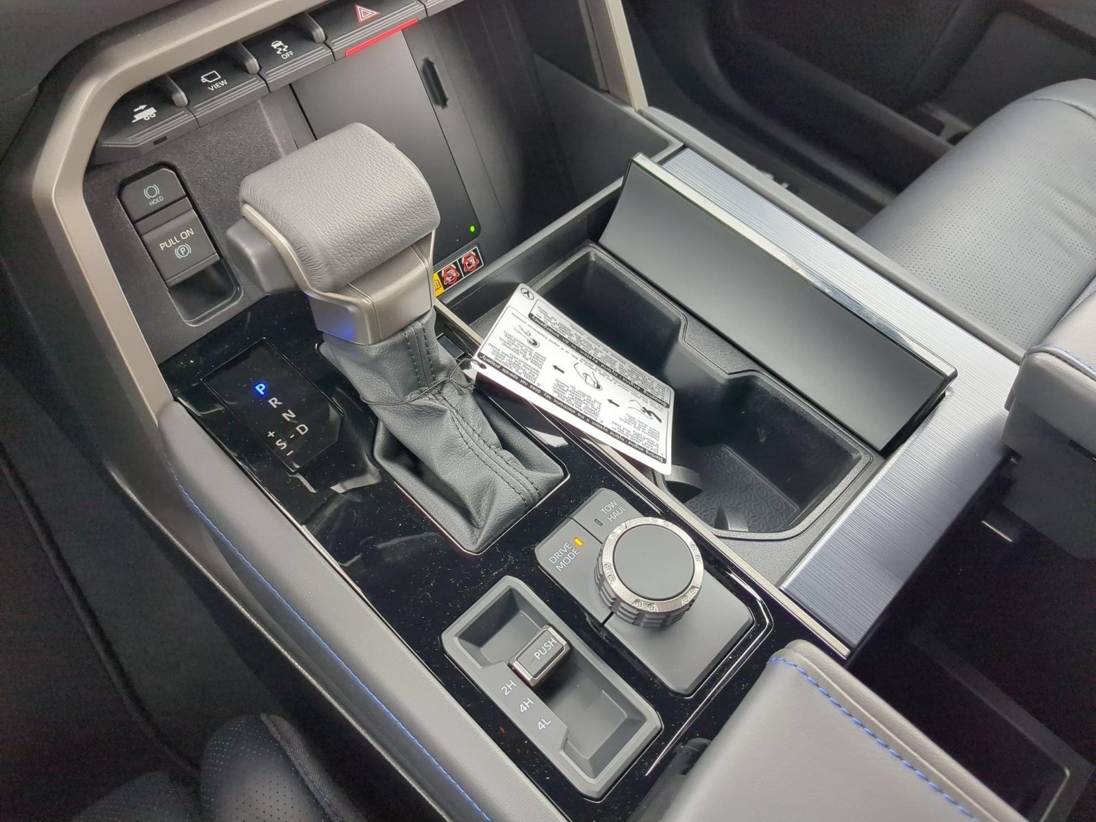 2026 Toyota Tundra Platinum - Photo 17