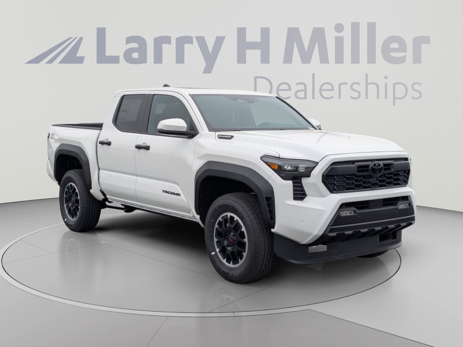 2026 Toyota Tacoma TRD Off Road - Photo 8